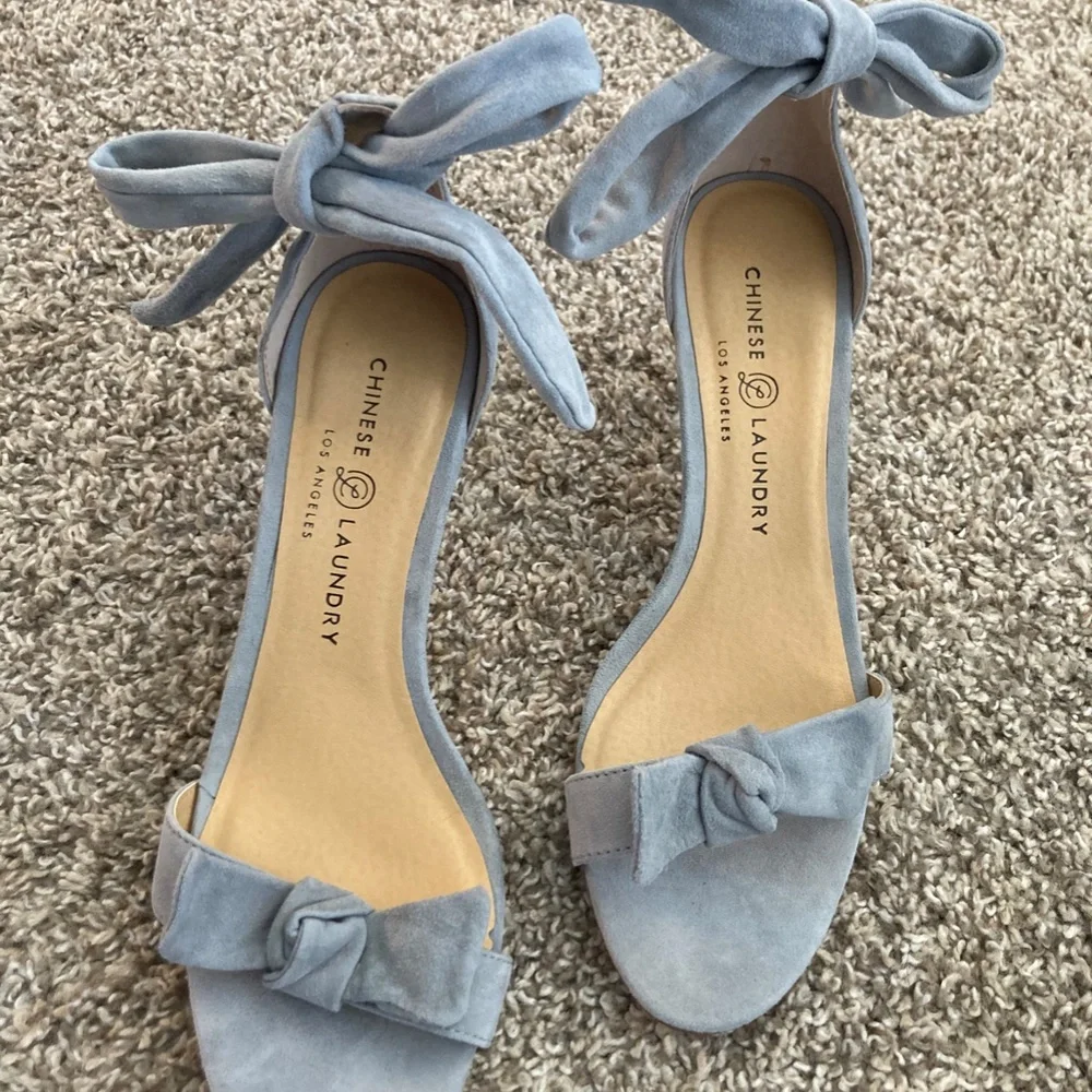 Chinese Laundry Rhonda Suede Chambray Heels - Picture 3 of 6